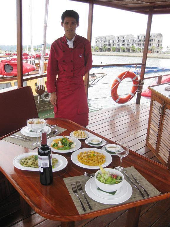 Life Heritage Resort - Ha Long Bay Cruises Restoran gambar